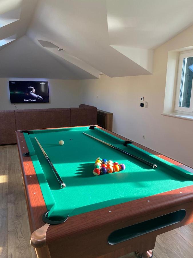 Luxury Residence Mladenka イェセニツェ エクステリア 写真